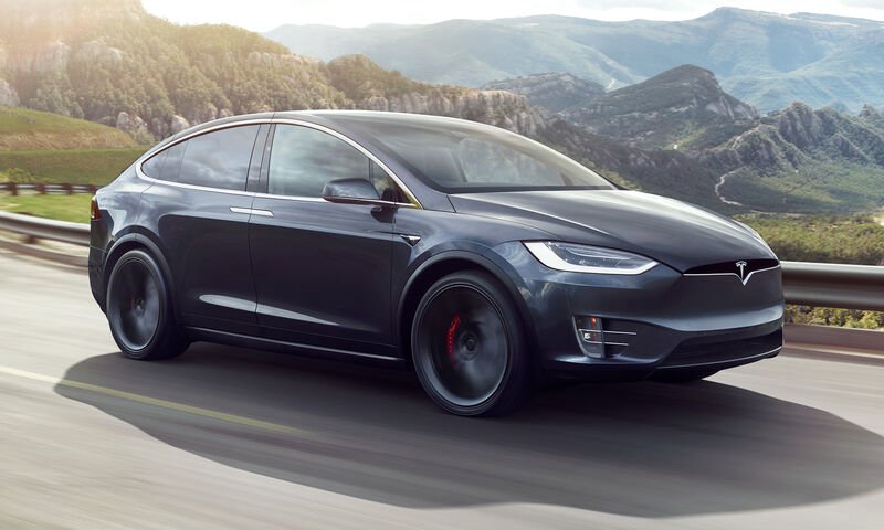Tesla Model X gris foncé, SUV électrique